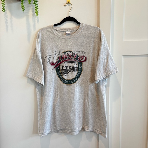 Cheers Y2K 2011 Gildan Ultra Cotten Grey Short Sleeve Graphic T-shirt Size XL - Picture 2 of 8